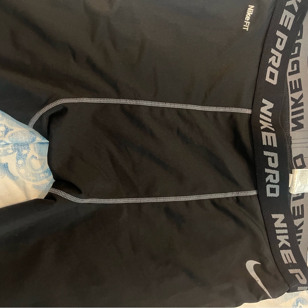 Nike Pro Black and Gray Athletic leggings